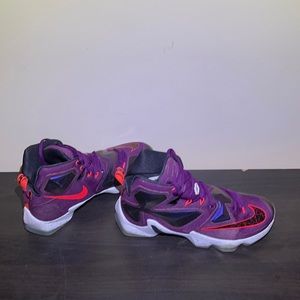 Nike Lebron 13’s Written In The Stars size 11 Men